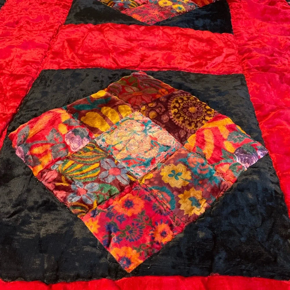 vtg HANDMADE Velvet Quilt Patchwork FLAWED Red Black